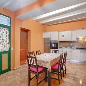 https://casa-marrero.tenerifehoteles.net